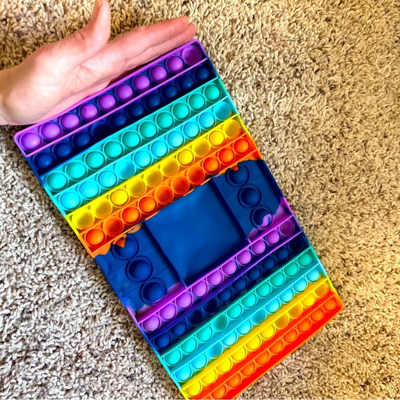 🟢🟣Pop-it’s🔴🔵 - Picture 3 of 3